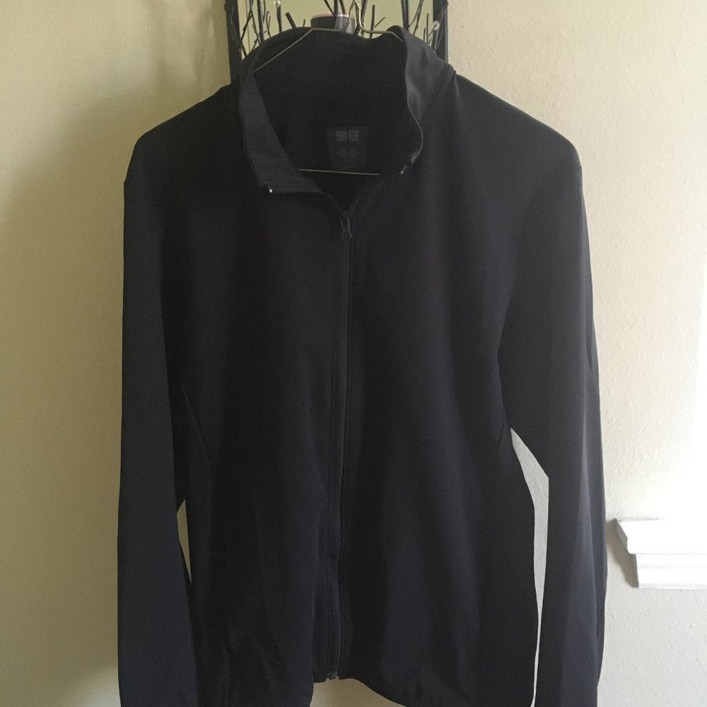 Uniqlo track/cycling jacket
